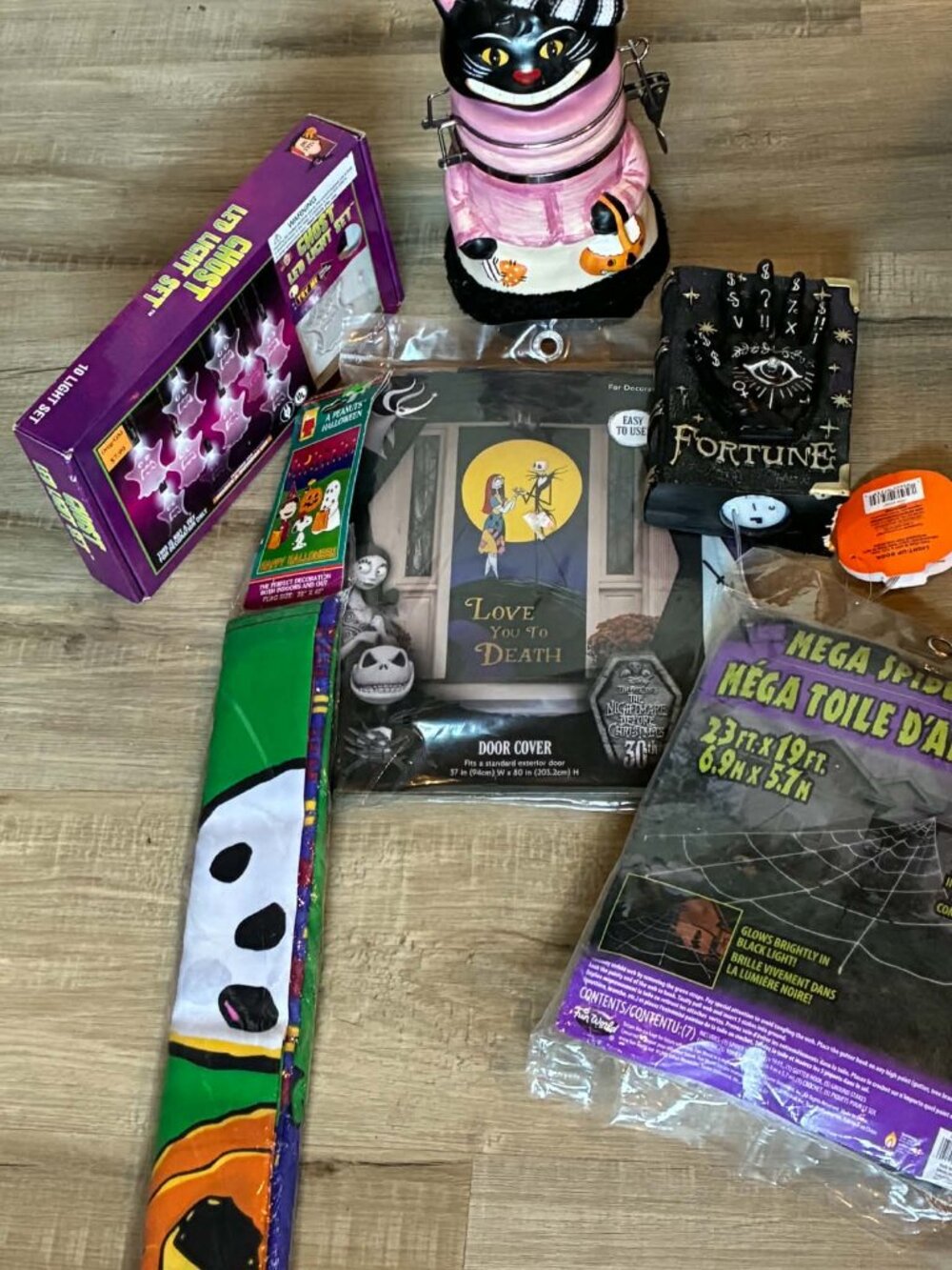 Halloween decor various pieces 6 in total NEW
